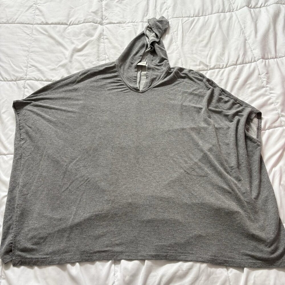 Chicos Womens Size Small Dolman Poncho Hooded Pullover Hoodie Gray Oversized